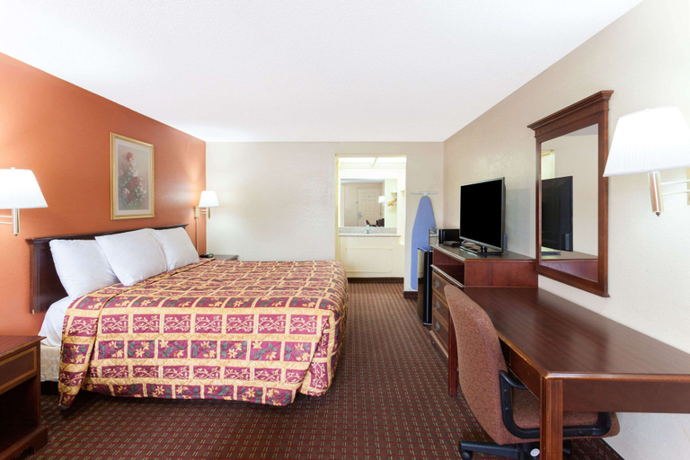 Bedroom 2, Knights Inn Tucker, DeKalb