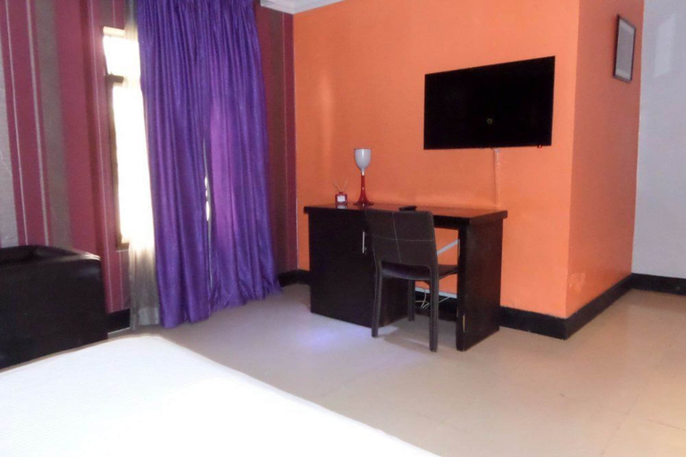 Bedroom 2, The Hedge Suites, Eti-Osa