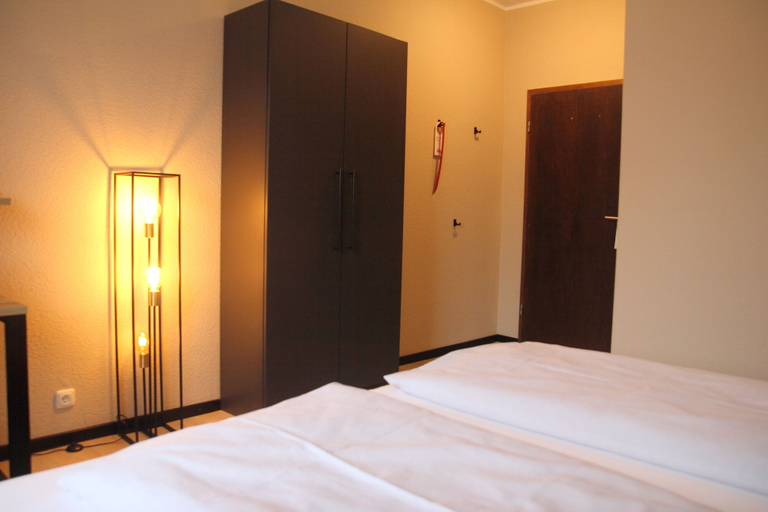 Bedroom 2, zeitlos - Hotel & Restaurant am Fuchsbach, Region Hannover