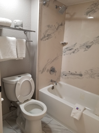 Bathroom 4, Studio 6 Sacramento, CA - Natomas & SMF Airport, Sacramento