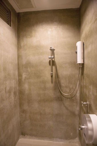 Bathroom 3, Baan Mek Hostel, Muang Chiang Mai