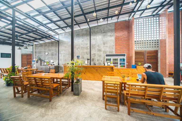 Food & Drinks 5, ChillHub Hostel, Phuket Island