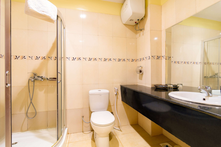 Bathroom 5, Mvuli Hotel, Arusha