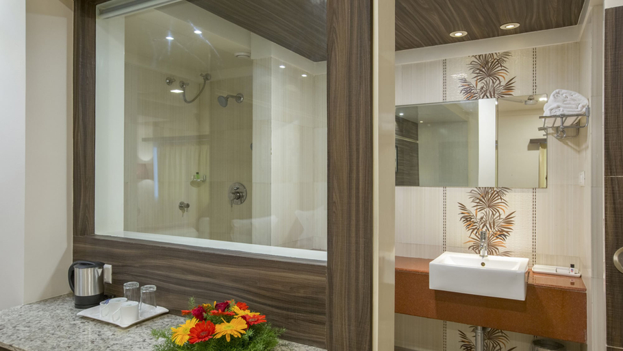 Bathroom 5, Sai International Hotel, Davanagere
