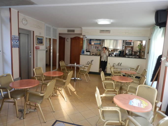 Food & Drinks 4, Hotel Jean Marie, Imperia
