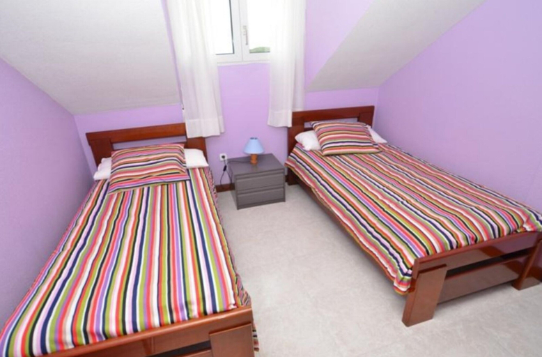 Bedroom, Apartment in Isla - 103580 by MO Rentals, Cantabria