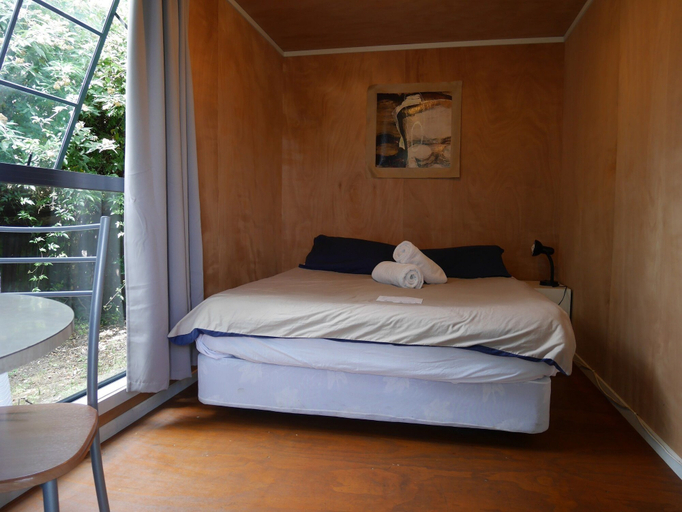 Bedroom 2, Bon Accord Backpackers, Christchurch