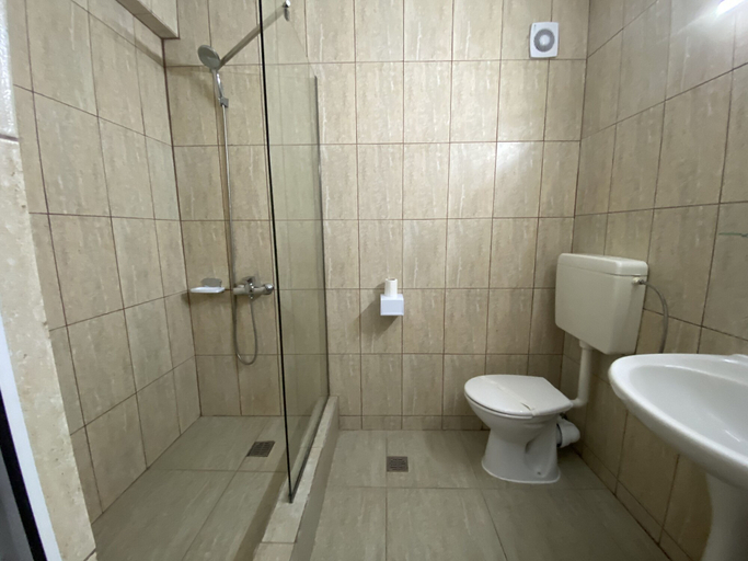 Bathroom 5, Q Hotel Neptun, Mangalia