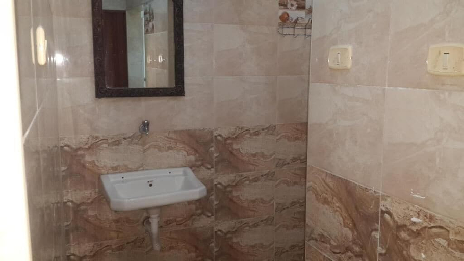 Bathroom 4, Cliff - Hostel, Amman