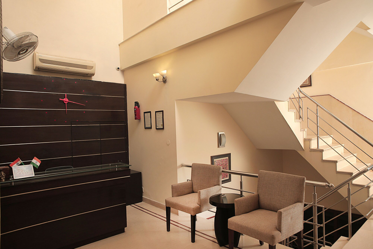 Others 5, Ahuja Residency Cyber City I, Gurgaon