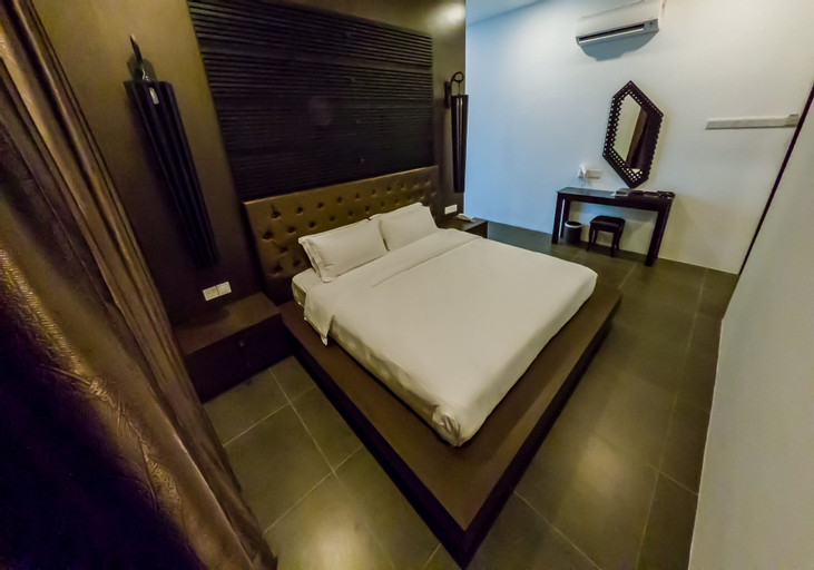 Bedroom 17