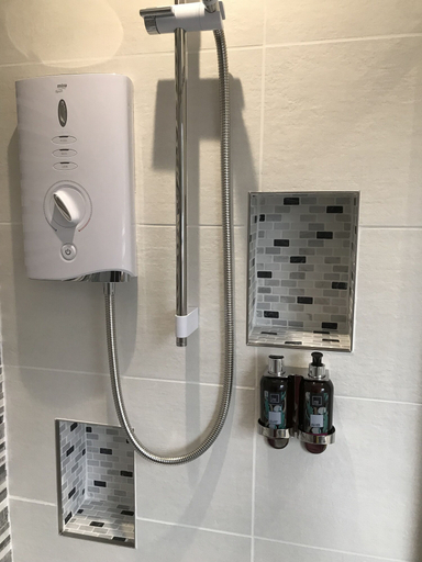 Bathroom 4, Lon Y Traeth Bed & Breakfast, Anglesey