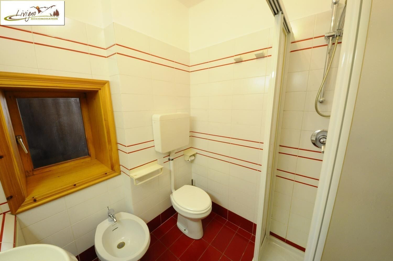 Bathroom 5, Casa Florin, Sondrio