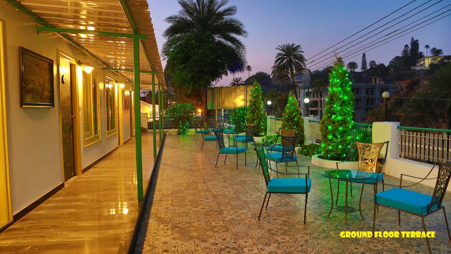 Food & Drinks 5, Hotel Karnavati, Sirohi
