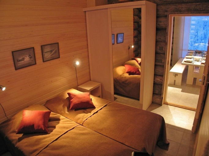 Bedroom 2, Kelokoto Chalets, Northern Ostrobothnia