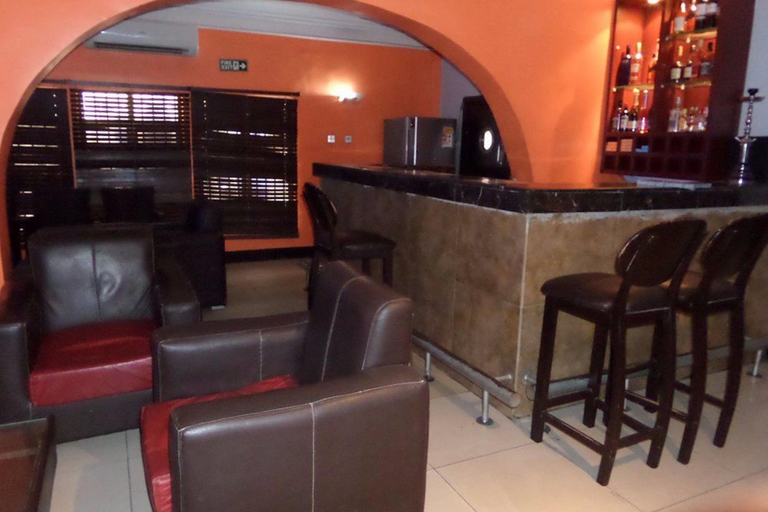 Others 5, The Hedge Suites, Eti-Osa