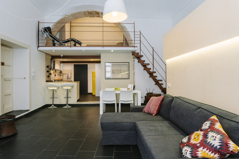 1743 Loft Siracusa, Syracuse