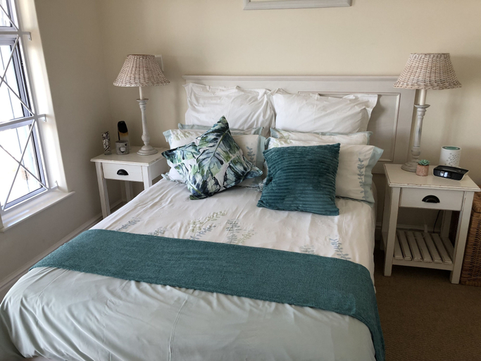 Bedroom 2, Felsensicht Holiday Home, City of Cape Town