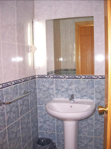 Bathroom 4, Pensión San Marcos, Guadalajara