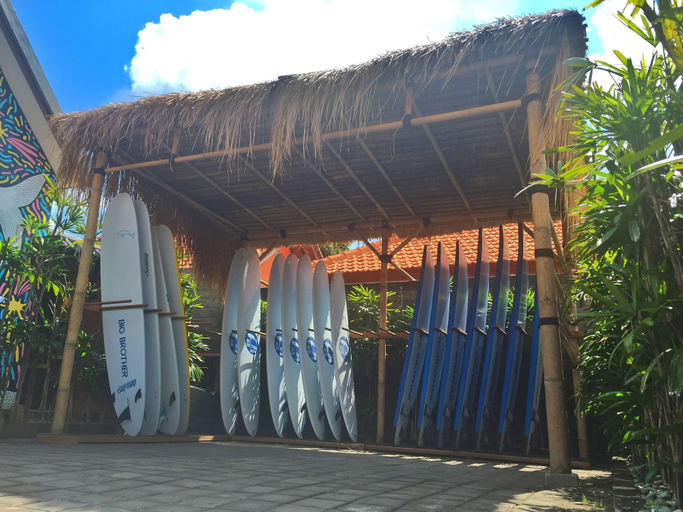 Exterior & Views 2, Big Brother Surf Inn, Badung