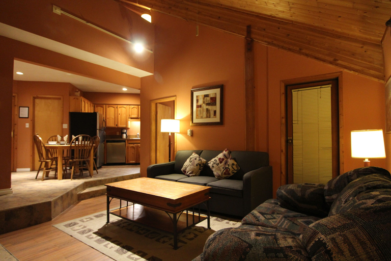 Others 5, Rainbow Suites by Whistler Retreats, Squamish-Lillooet