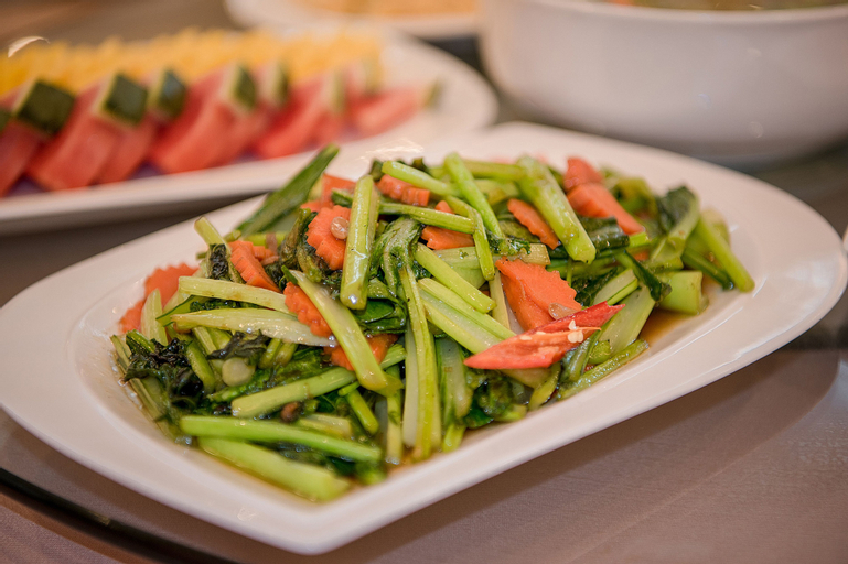 Food & Drinks 14