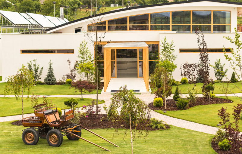 Exterior & Views 2, Forest Retreat & Spa, Oveselu