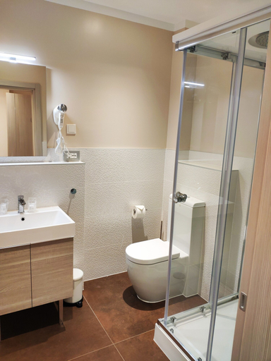 Bathroom 5, Kriemhilde Depandance, Worms