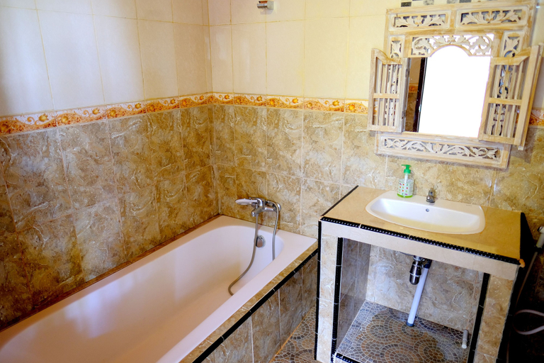 Bathroom 4, Dukuh Village Villas, Gianyar
