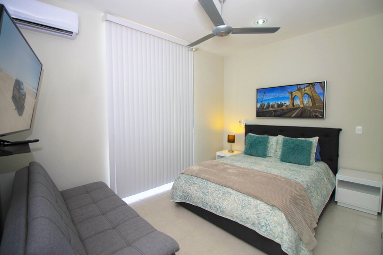Bedroom 4, Riviera Towers 2BR & Pool, Cozumel