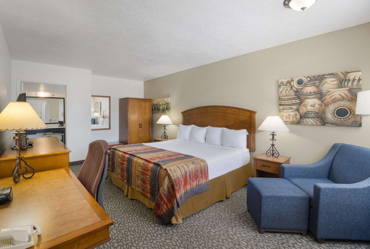 Bedroom 3, Best Western Kokopelli Lodge, Union
