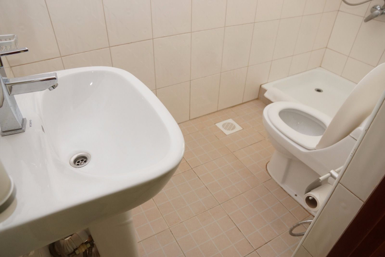 Bathroom 5, Nican Resort Hotel, Jinja
