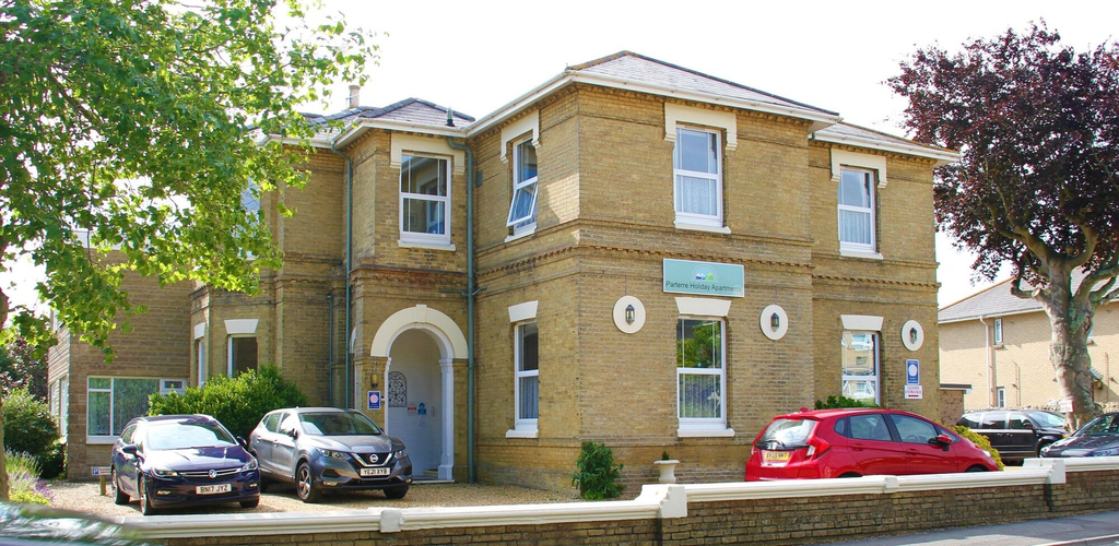 Exterior & Views 1, Parterre Holiday Apartments, Isle of Wight