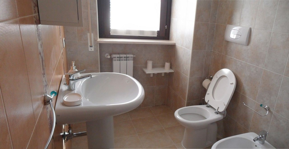 Bathroom 3, Residence Porta del Sole, Foggia