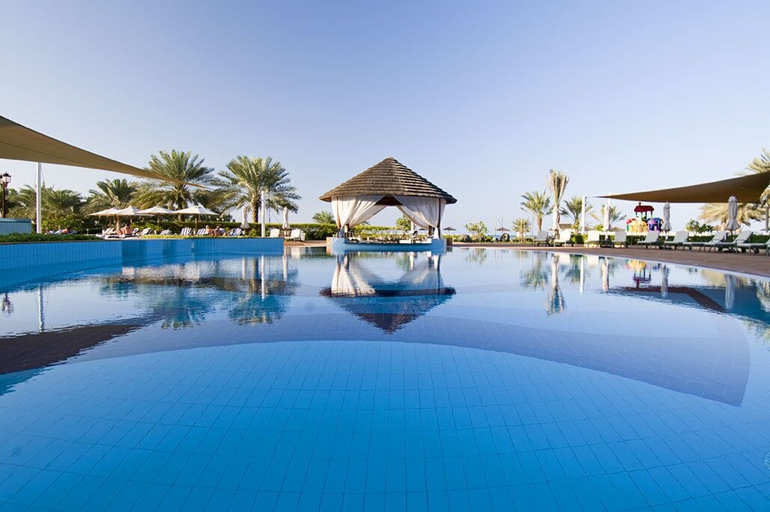 Sport & Beauty 2, Danat Jebel Dhanna Resort