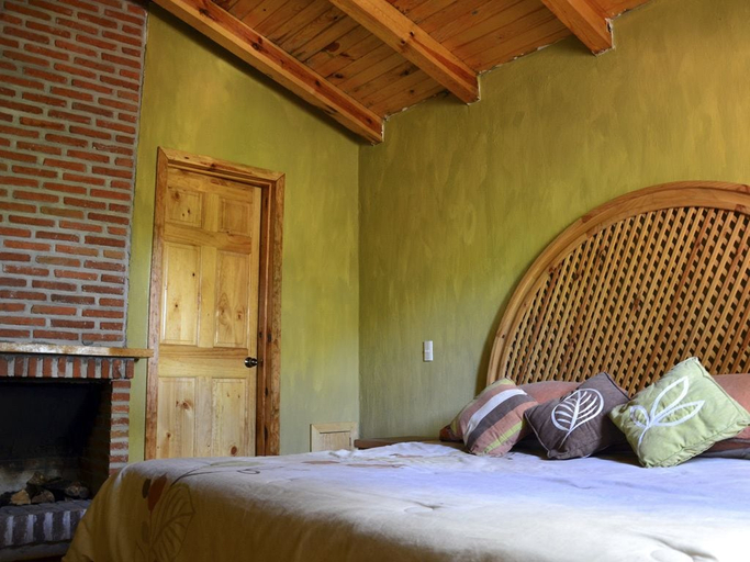 Bedroom 2, Bosque La Luna, Mazamitla