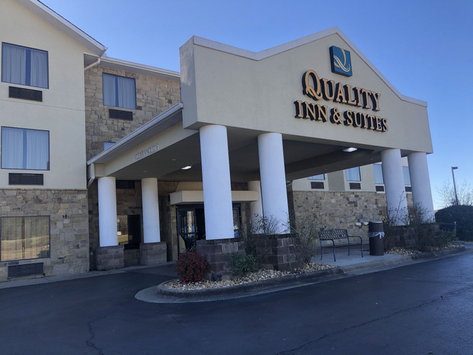 Exterior & Views 2, Quality Inn & Suites Malvern, Hot Spring