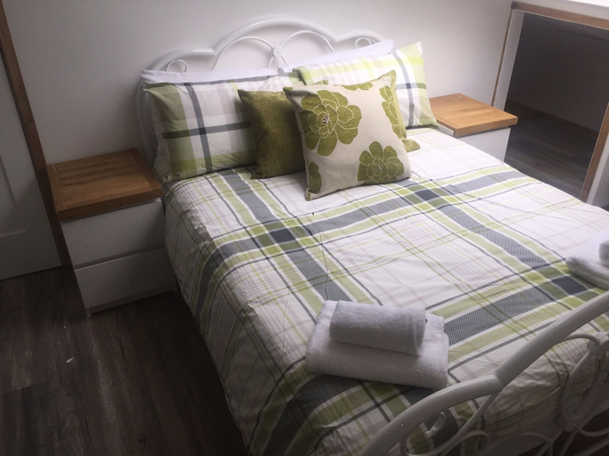 Bedroom 3, Barton Gate Farm Guesthouse, Devon