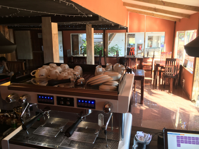 Food & Drinks 4, Otres Beach Resort, Sihanoukville