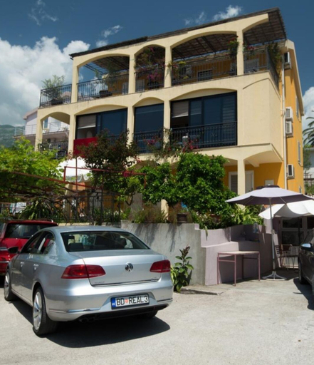 Exterior & Views 2, Ivanovic residences