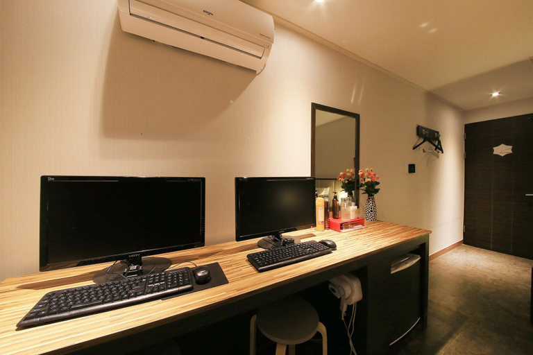 Others, Hotel Bobos, Anyang