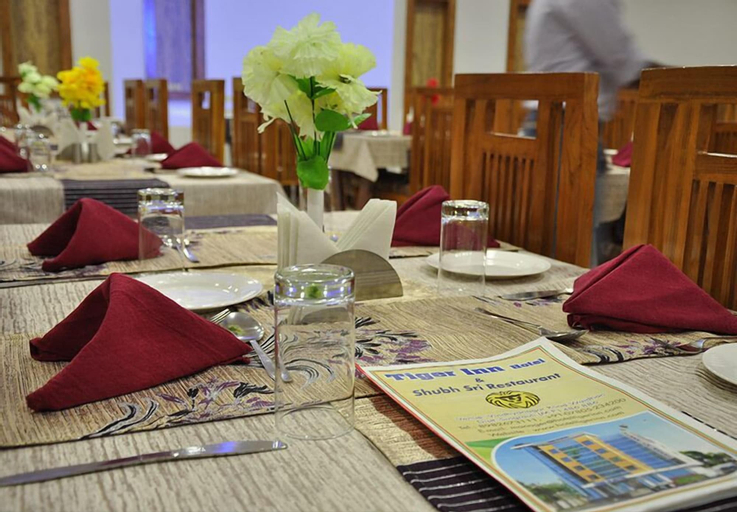 Food & Drinks 5, Tiger Inn Hotel, Singrauli