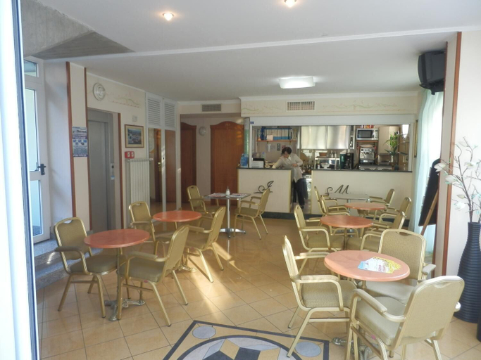 Food & Drinks 4, Hotel Jean Marie, Imperia