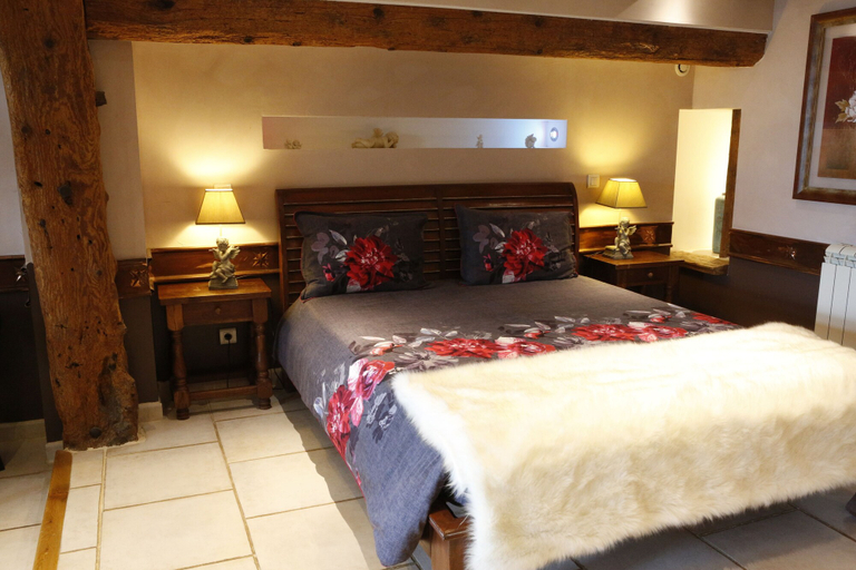 Bedroom 2, Chambres d'hôtes Le Repère des Anges, Doubs
