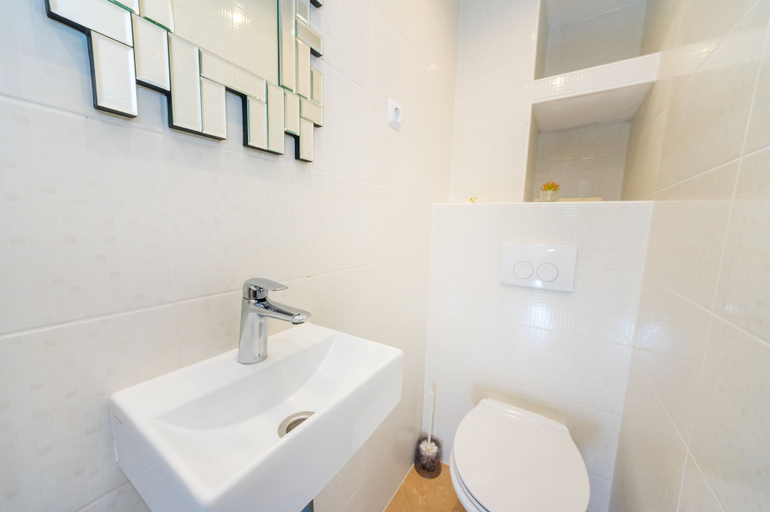 Bathroom 4, Villa Renata, Nin