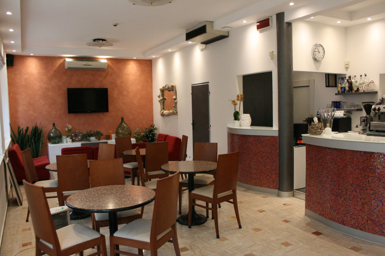 Food & Drinks 5, Hotel Ardesia, Rimini