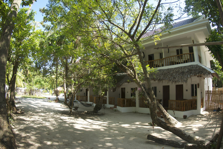 Exterior & Views 2, Evolution Dive and Beach Resort, Daanbantayan