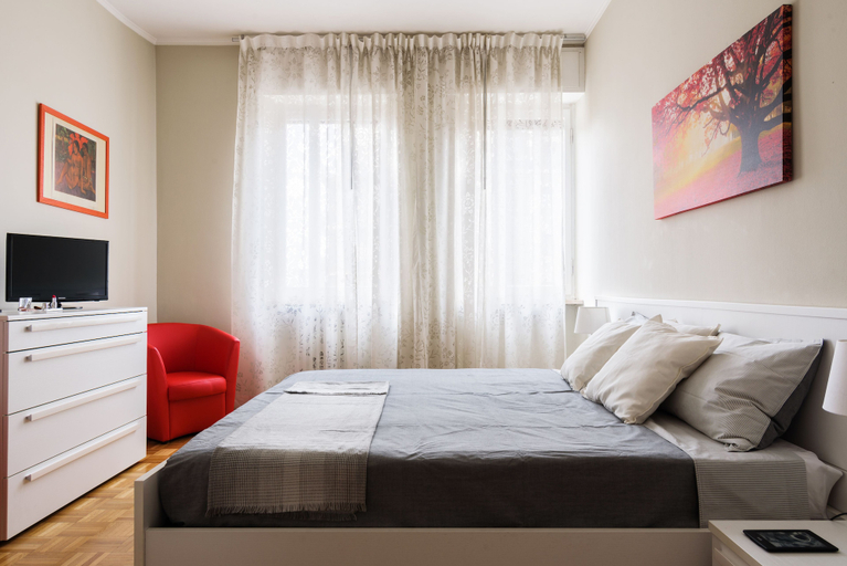 Room 5, Home at Hotel - Teodorico 19 Apt, Milano