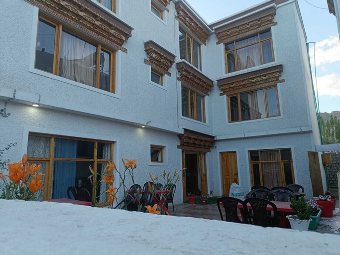Hotel Malik Residency, Leh (Ladakh)