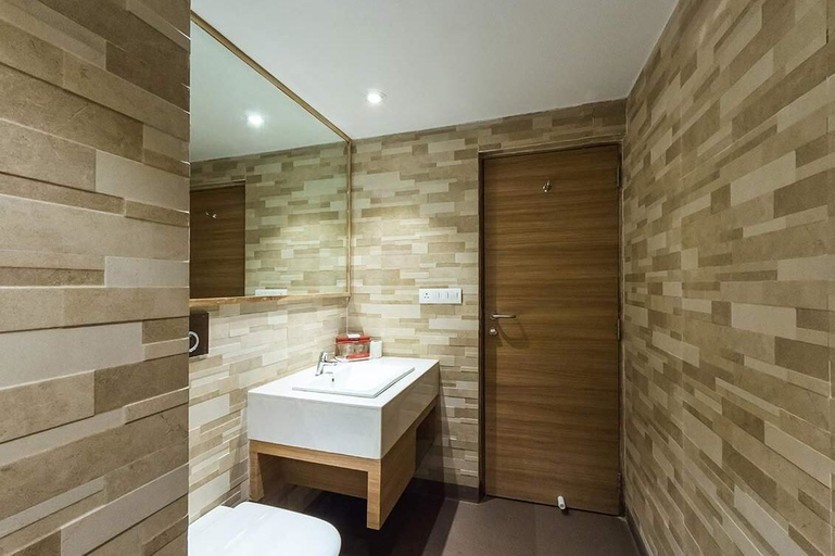 Bathroom 4, Urban Hermitage, Nagpur